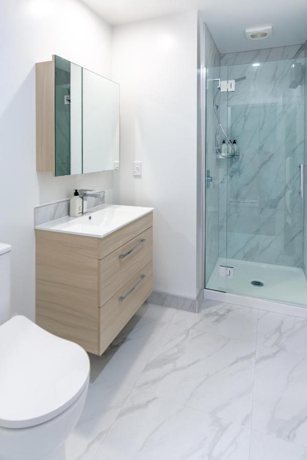 Modern City Living By Latimer Square, Cathedral Apartment Christchurch Bagian luar foto