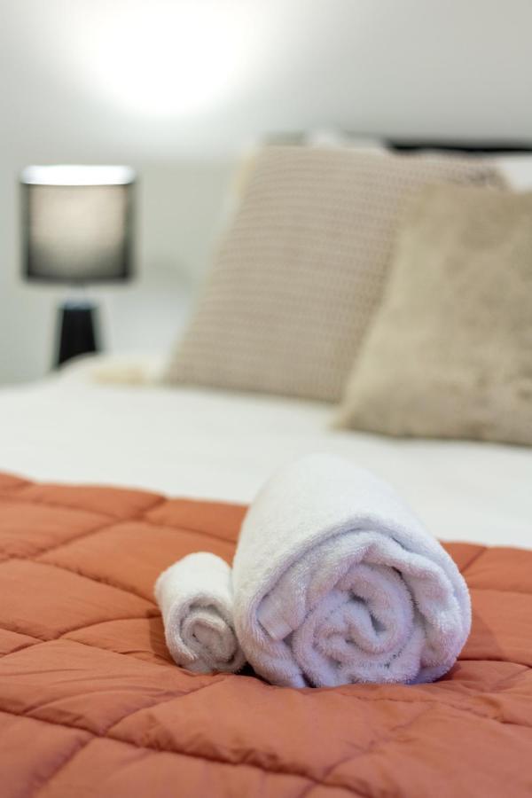 Modern City Living By Latimer Square, Cathedral Apartment Christchurch Bagian luar foto